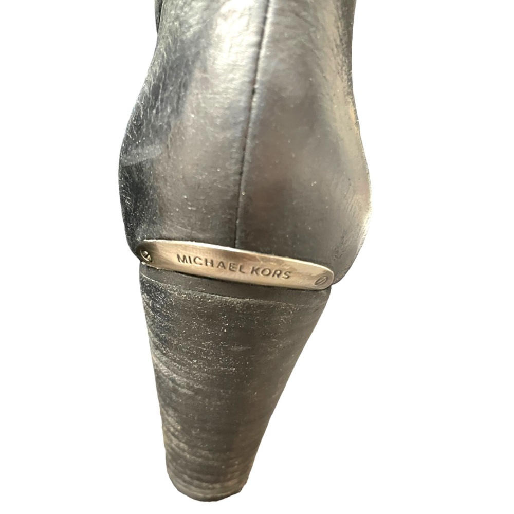 ✨VINTAGE MICHAEL KORS HEEL BOOTIES✨ - Picture 6 of 9